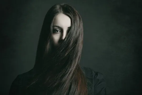 分析盘口的专业人物形象